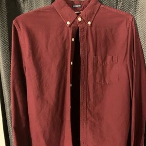 Nice Men’s American Eagle Dress shirt!